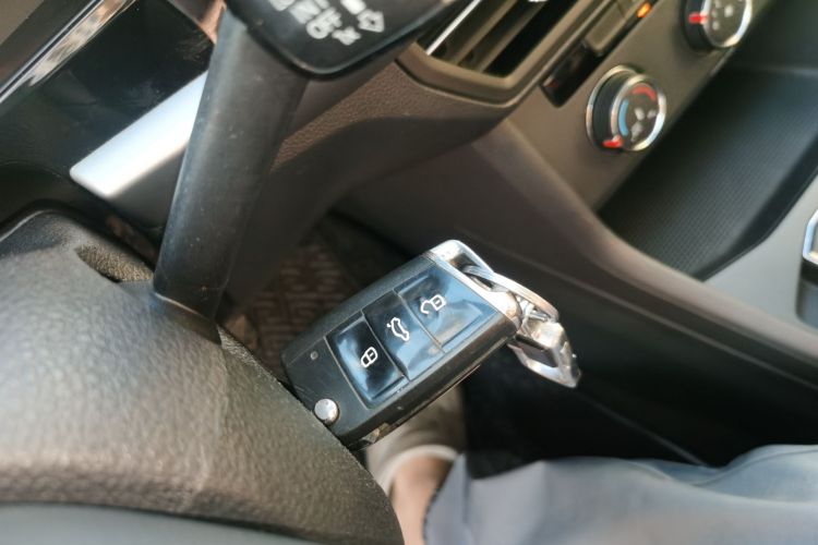 大众 朗逸 2018款 1.5L 自动舒适版 国V中控内饰11