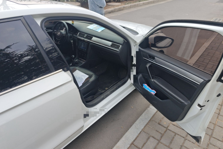 大众 宝来 2017款 1.6L 手动舒适型局部细节9005