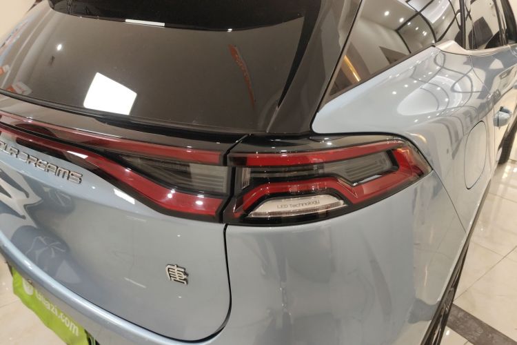 比亚迪 唐新能源 2023款 DM-i 冠军版 112KM 尊荣型车身外观9