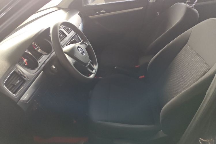 大众 朗逸 2017款 1.6L 自动风尚版中控内饰19