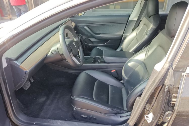 特斯拉 Model 3 2019款 标准续航后驱升级版中控内饰20