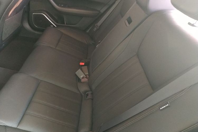 江汽集团 江淮iEVA60 2019款 旗舰型中控内饰21