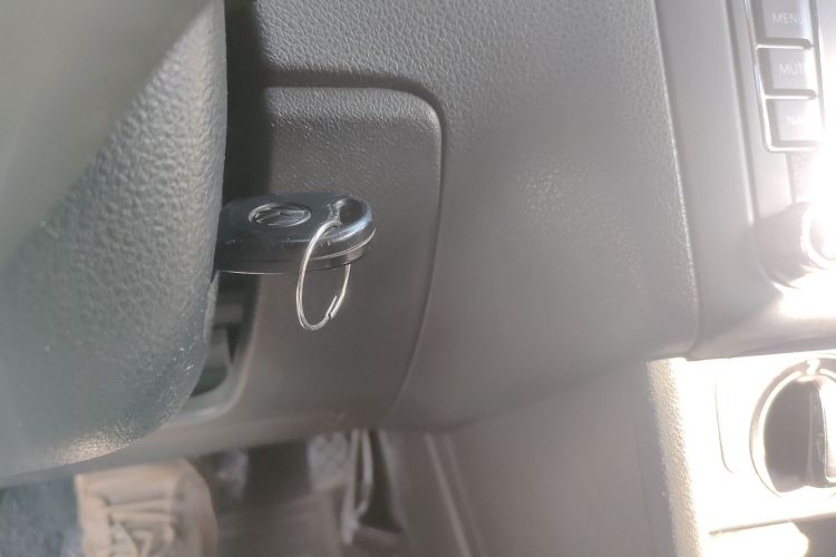 大众 Polo 2011款 1.6L 自动致尚版中控内饰7001