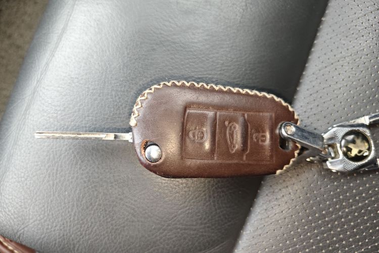 标致508 2013款 2.0L 两周年纪念 自动智享版中控内饰11