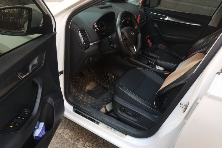 斯柯达 柯珞克 2021款 TSI280 豪华版中控内饰20