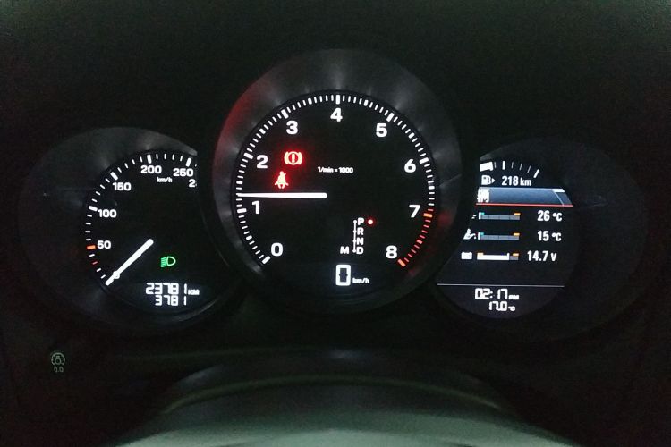 保时捷 2024款 Macan 2.0T中控内饰14