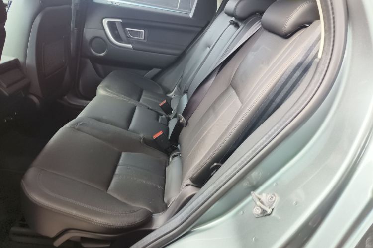 路虎 发现神行 2016款 2.0T HSE中控内饰7004