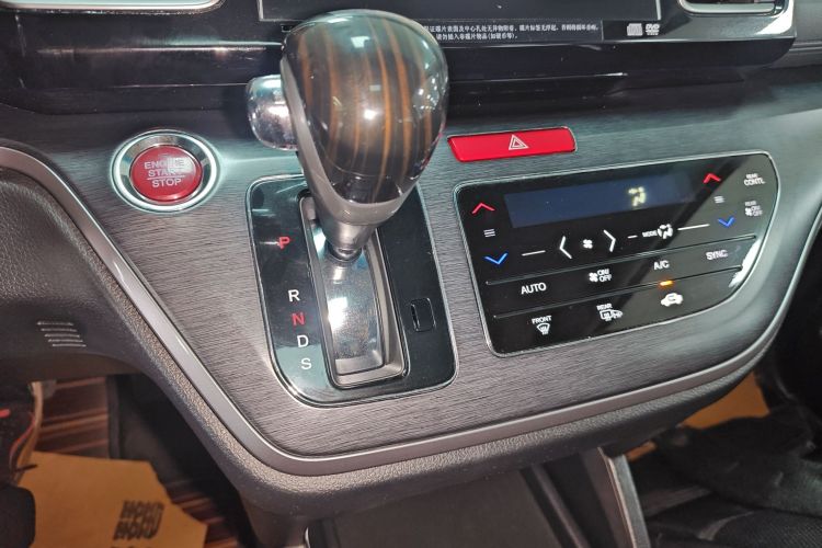 本田 艾力绅 2016款 2.4L 至尊版中控内饰18