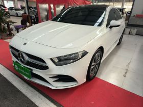 奔驰A级 2019款 A 180 L 运动轿车