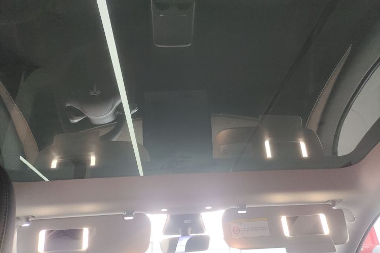 特斯拉 Model Y 2022款 改款 后轮驱动版中控内饰22