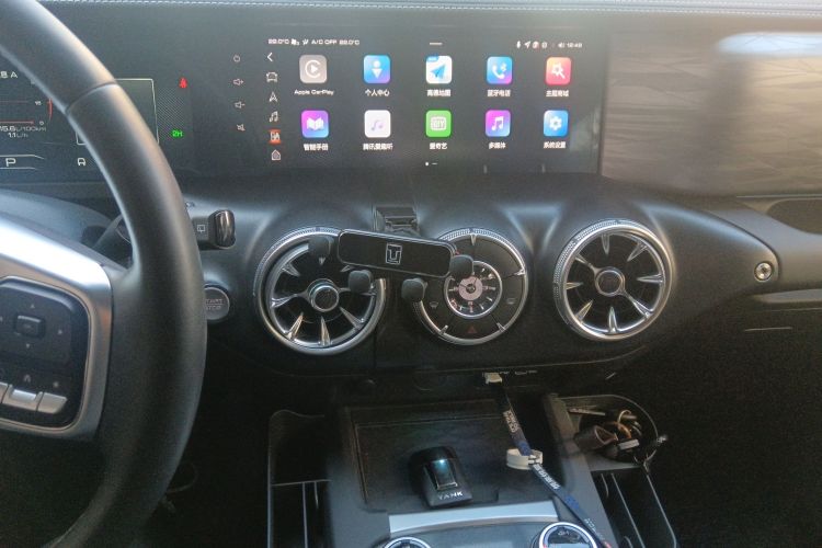 坦克300 2021款 越野版 2.0T 征服者中控内饰16