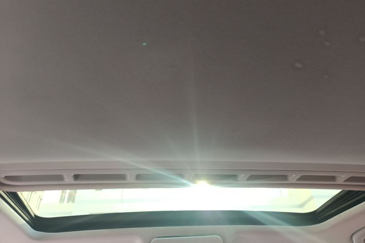 大众 Polo 2011款 1.6L 自动致酷版中控内饰22