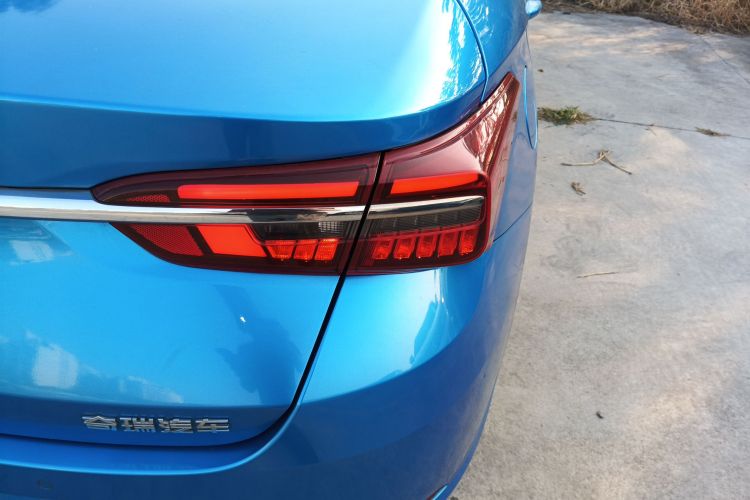 奇瑞 艾瑞泽GX 2019款 Pro 1.5T CVT型色版 国VI车身外观9