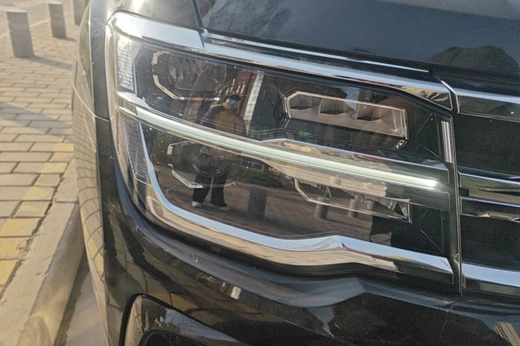 大众 途昂 2023款 380TSI 四驱尊崇豪华版车身外观8