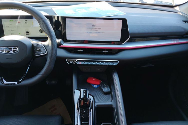 吉利汽车 2022款 缤越COOL 1.5TD DCT激擎版中控内饰16