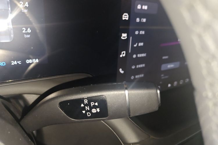 小鹏P7 2023款 P7i 702 Pro中控内饰18