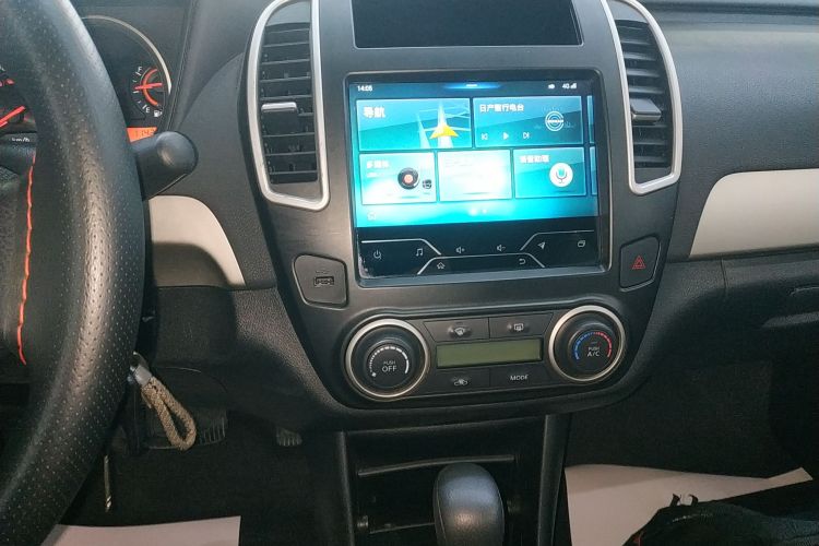 日产 轩逸 2019款 经典 1.6XE+ CVT智联领先版中控内饰16