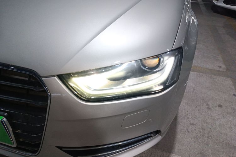 奥迪A4L 2015款 35 TFSI 自动标准型局部细节36