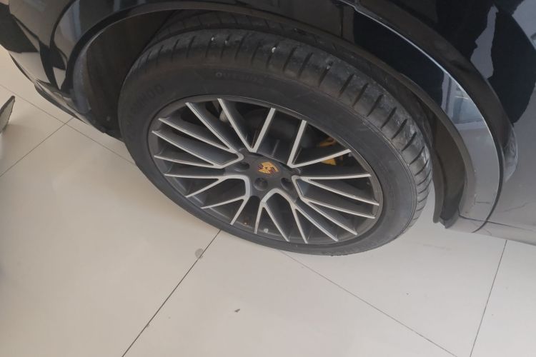 保时捷 2019款 Cayenne Coupé 3.0T车身外观56