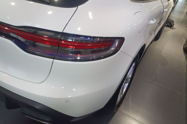 保时捷 2023款 Macan 2.0T车身外观9