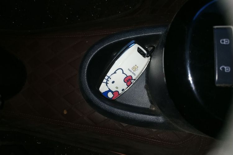 欧拉黑猫 2021款 301km 基础型中控内饰11