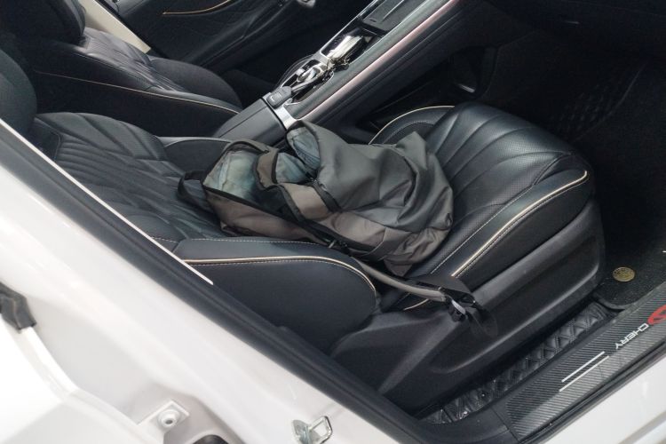 奇瑞 瑞虎9 2023款 改款 2.0T 自动两驱豪华版 5座局部细节41