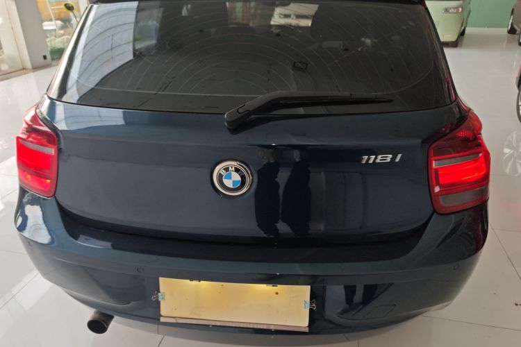 宝马1系(进口) 2013款 改款 118i 领先型车身外观6004