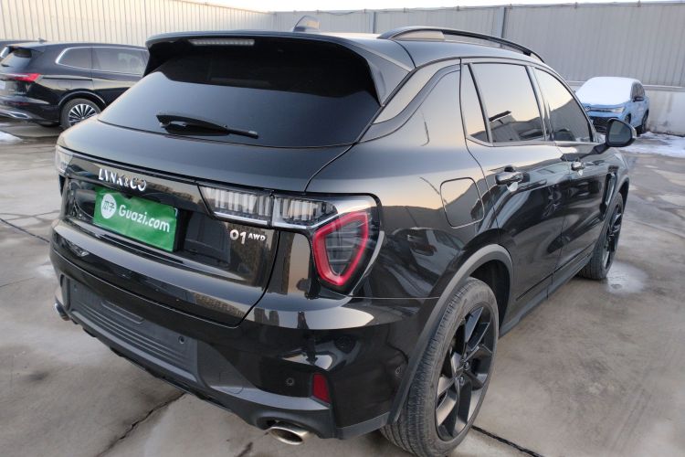 领克01 2021款 2.0TD 四驱暗夜版车身外观7