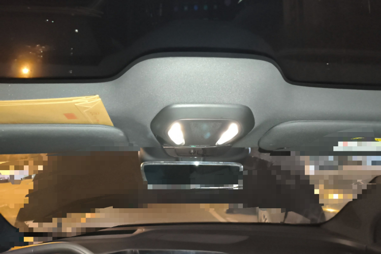 红旗天工08 2025款 565四驱先锋版中控内饰22