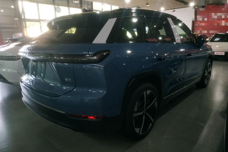 蔚来ES7 2024款 75kWh车身外观7