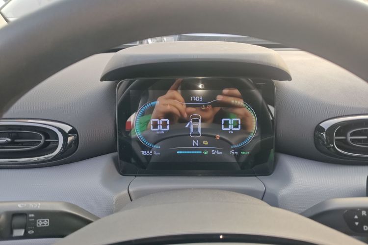 零跑汽车 零跑T03 2021款 400轻享版 磷酸铁锂中控内饰14