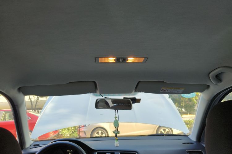 大众 朗逸 2017款 1.6L 自动风尚版中控内饰22