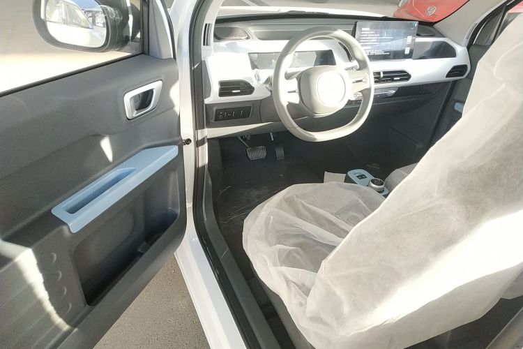 吉利银河 2024款 熊猫mini 200km 耐力熊中控内饰20