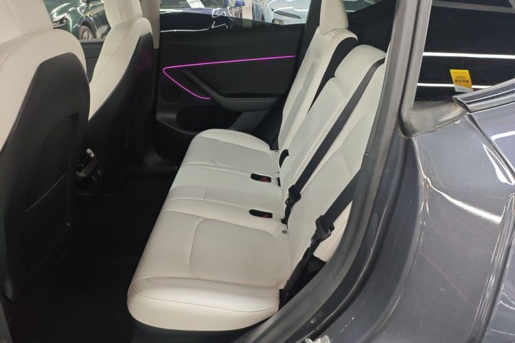 特斯拉 Model Y 2021款 长续航全轮驱动版 3D7中控内饰7004