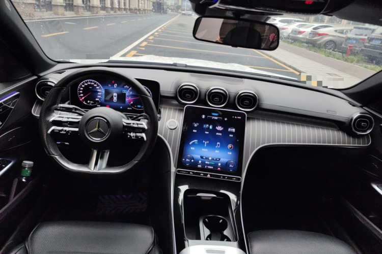 奔驰C级 2022款 C 200 L 运动版中控内饰12