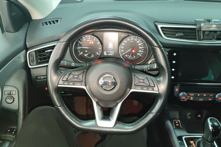 日产 逍客 2022款 2.0L CVT XV Prem豪华版中控内饰13