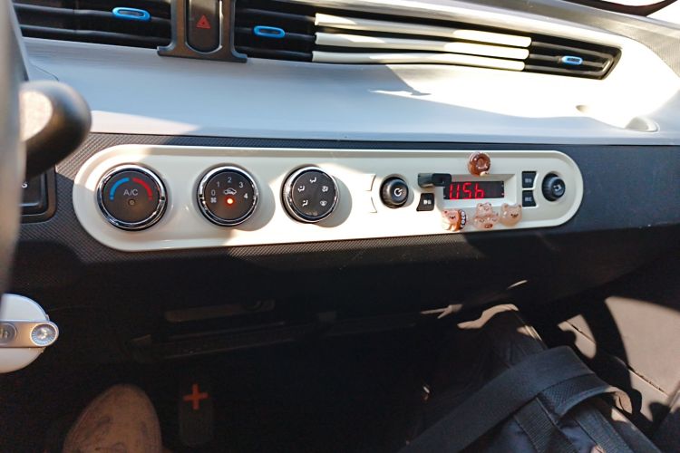 五菱汽车 宏光MINIEV 2022款 自在款 磷酸铁锂中控内饰16