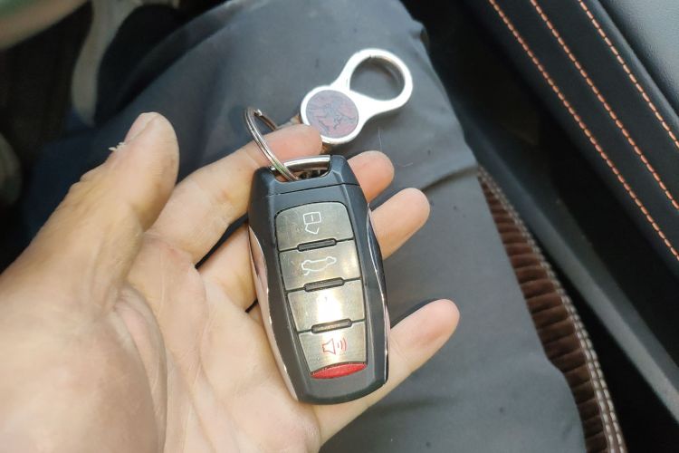 哈弗F7 2021款 2.0T 两驱i动中控内饰11