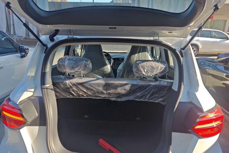 零跑汽车 零跑T03 2025款 310舒享版机舱底盘23