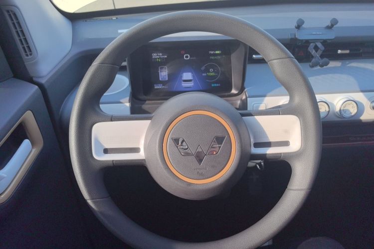 五菱汽车 宏光MINIEV 2022款 GAMEBOY 200km 玩咖款 磷酸铁锂局部细节13