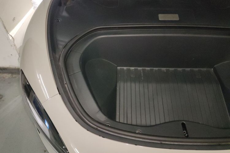 小米汽车 小米SU7 2024款 后驱长续航智驾版局部细节9006