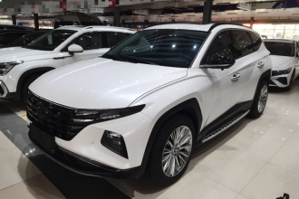 现代 2023款 途胜L 1.5T 自动两驱DLX豪华版