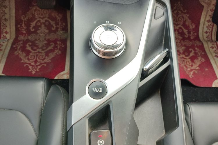 吉利几何A 2024款 410KM 出行版中控内饰18