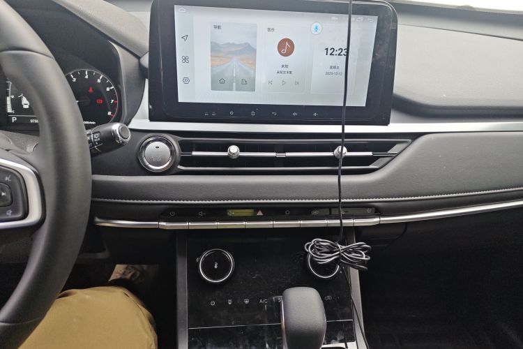 奇瑞 瑞虎5x 2025款 1.5L CVT卓越版中控内饰16
