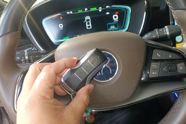 比亚迪 汉 2021款 EV 标准续航版豪华型中控内饰11