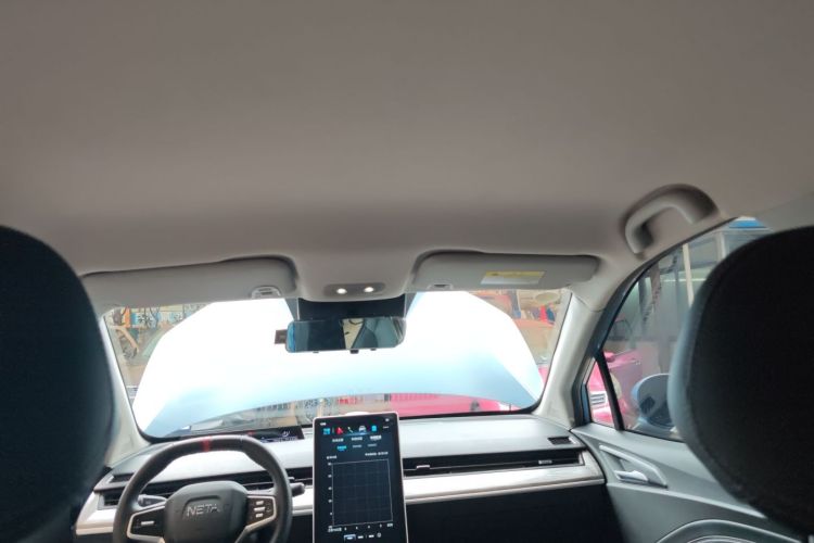 哪吒汽车 哪吒V 2022款 潮 400局部细节22