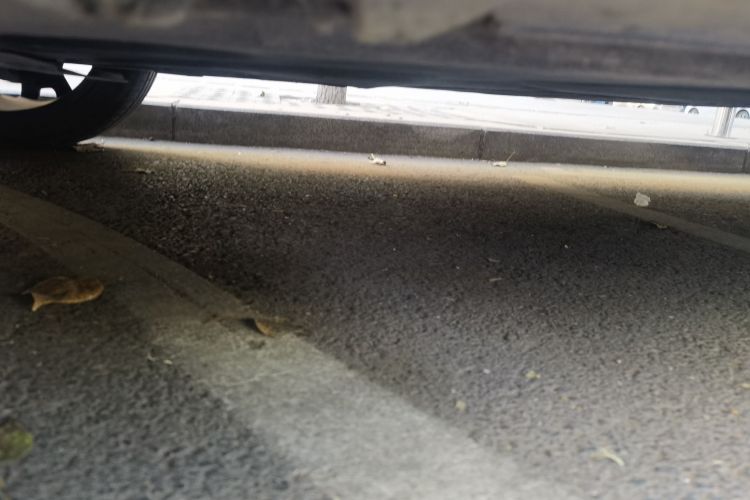 奔驰GLA 2018款 GLA 220 4MATIC 运动型局部细节9004