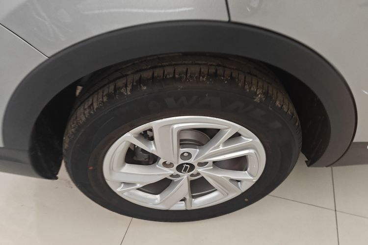 奔腾T90 2023款 1.5T DCT 自动豪华型车身外观6008