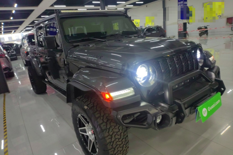 Jeep 角斗士 2022款 3.6L 先行版车身外观6002