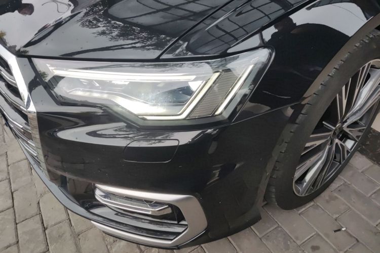 奥迪A6L 2024款 45 TFSI quattro 臻选动感型局部细节36